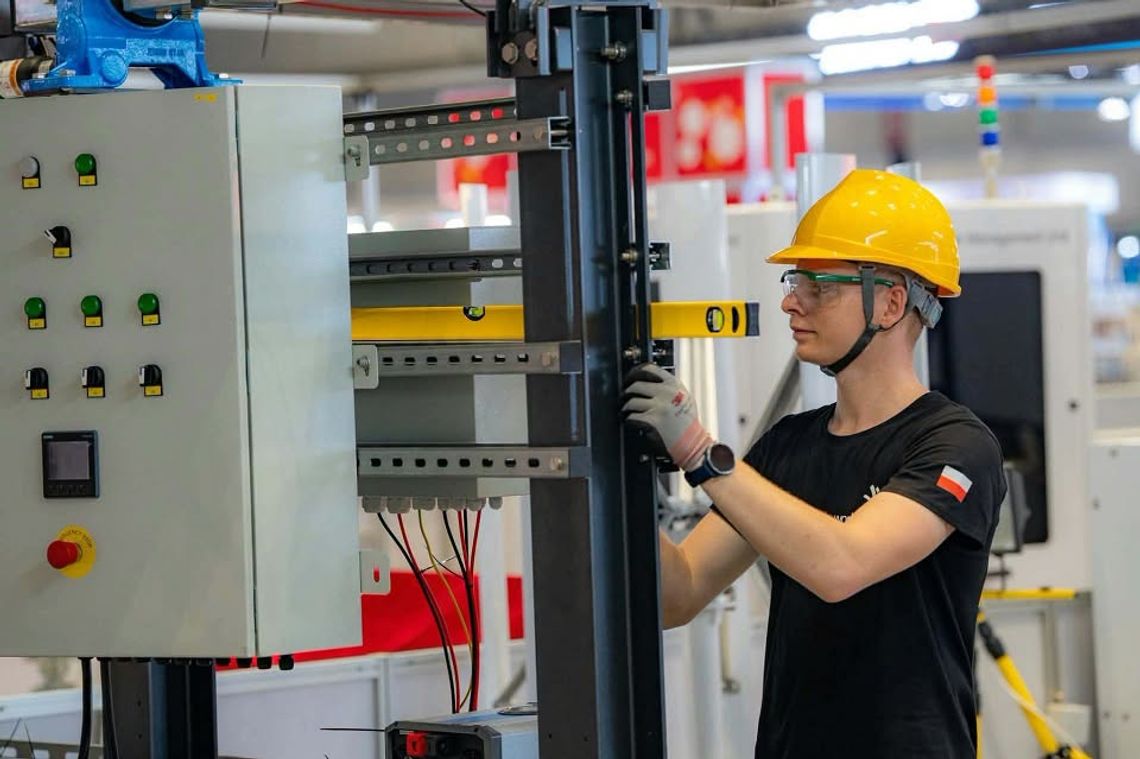 Polak w czołówce WorldSkills 2026. Sukces Wojciecha Kapiszki z Kościerzyny Wojciech Kapiszka, WorldSkills Shanghai 2026