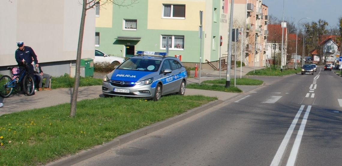 Policja bada wypadek z udziałem 12-letniej rowerzystki 