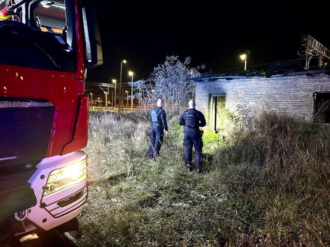 Policjanci wyciągnęli nieprzytomnego mężczyznę z pożaru w Malborku