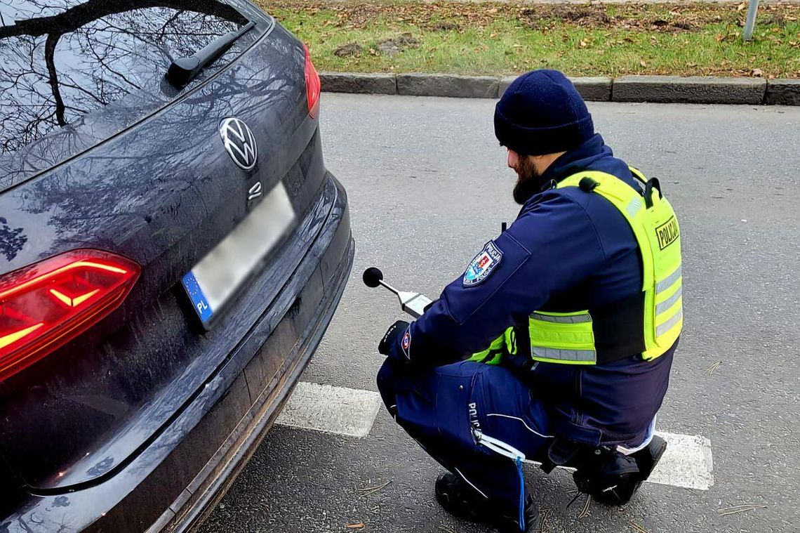 Policyjna akcja „Cichy Sopot”: 3 zatrzymane dowody rejestracyjne za hałas, 35 mandatów