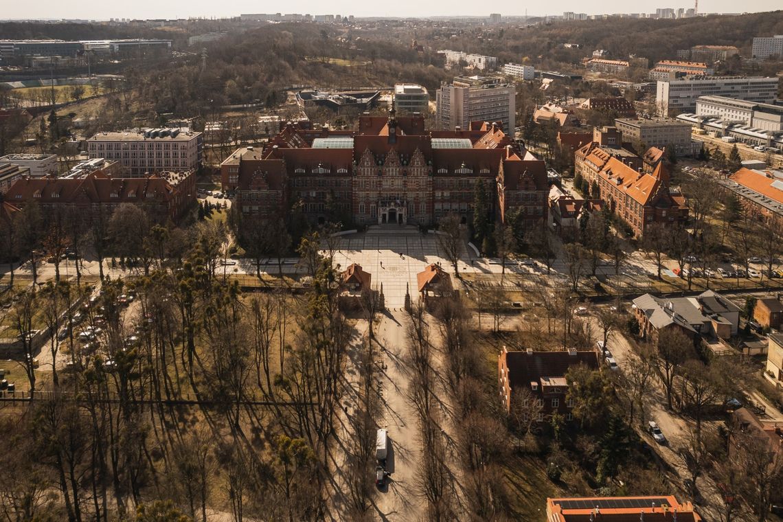 Rekrutacja 2025 na Politechnice Gdańskiej. Nowe kierunki studiów i szczegóły zapisów