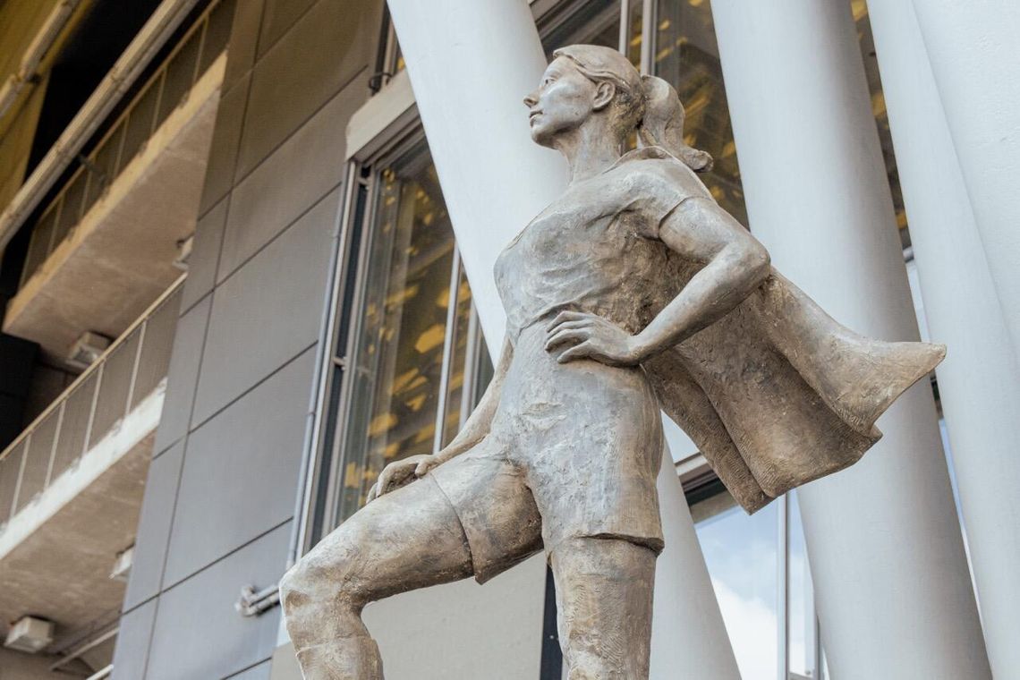 pomnik kobiecej piłki nożnej w Gdańsku