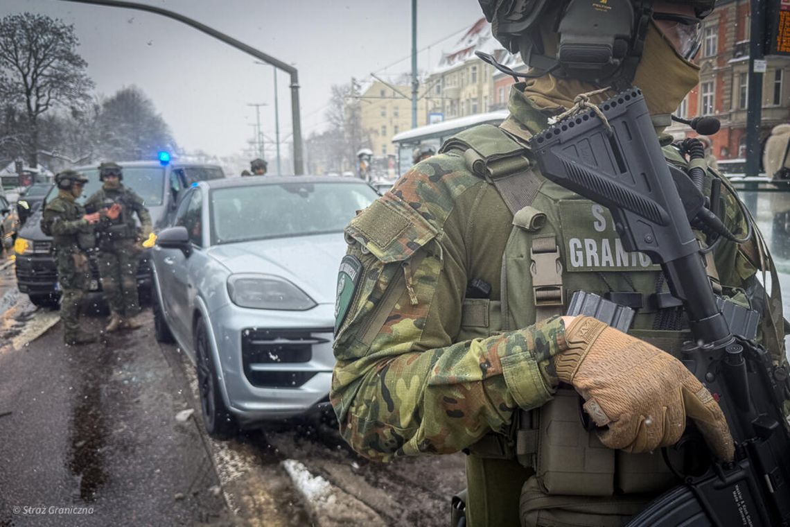 Pomorskie: 8 zatrzymanych w sprawie handlu ludźmi i prania brudnych pieniędzy rozbicie grupy przestępczej, Gdańsk