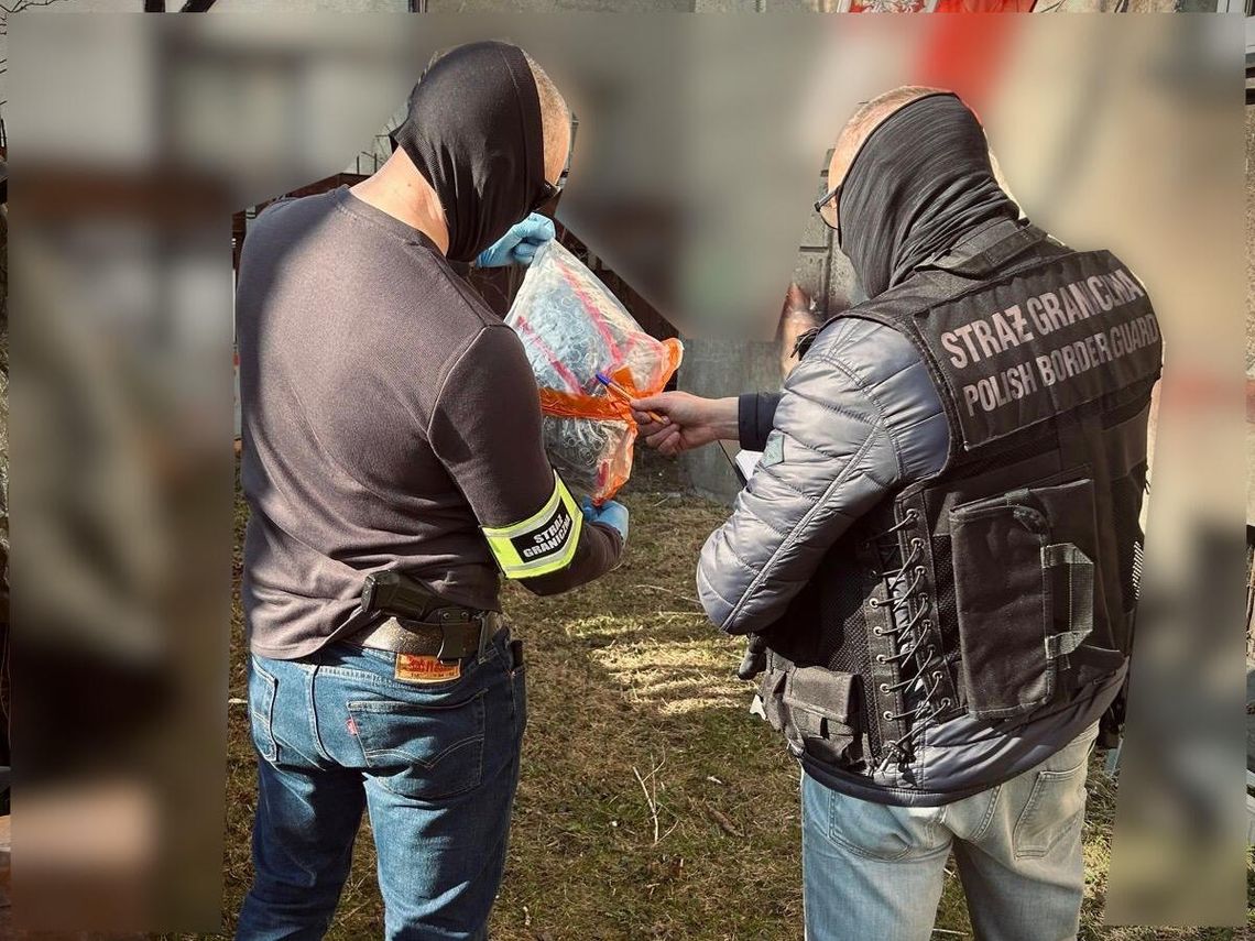 Ponad dwa kilogramy narkotyków w mieszkaniu w centrum Słupska