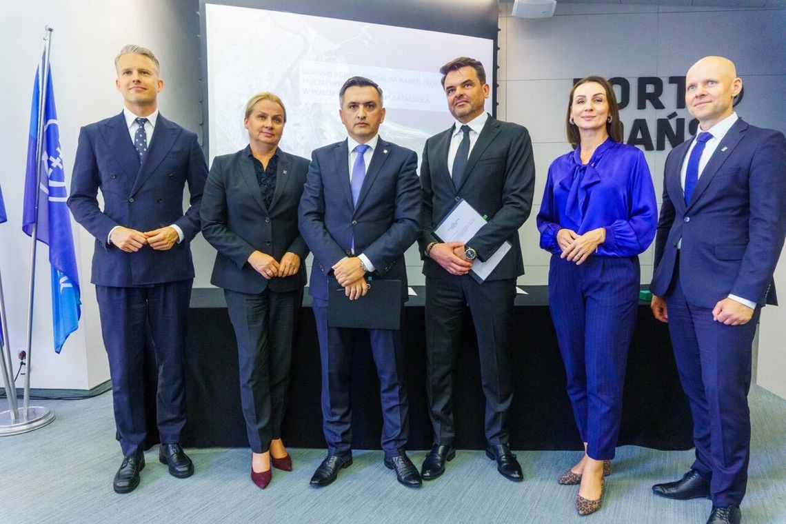 Port Gdańsk podpisał dwie ważne umowy. Wkrótce ruszają inwestycje podpisanie umów na przebudowę nabrzeża Wiślanego i budowę Gdańskiego Agro Terminalu