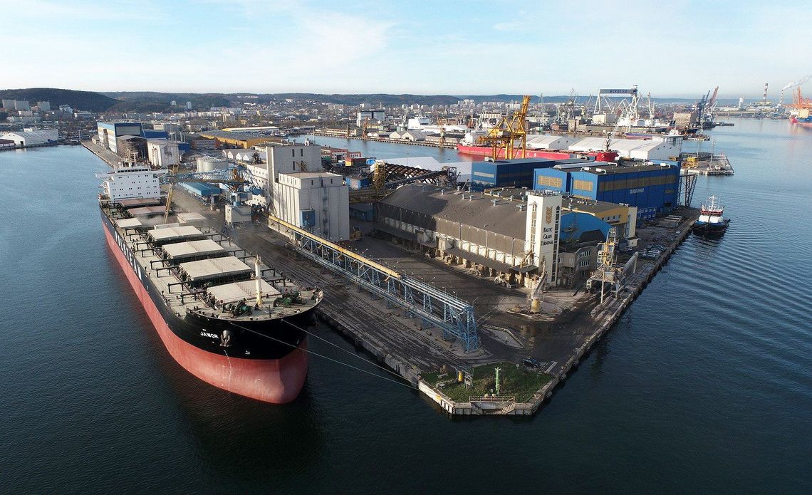 Port Gdynia: Konsorcjum SBT nowym operatorem Bałtyckiego Terminala Zbożowego