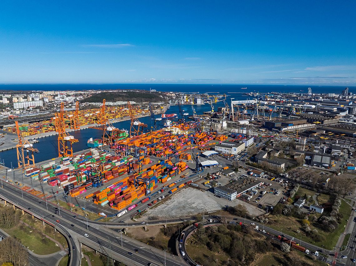 Port Gdynia stawia na zrównoważony i przyjazny dla wszystkich rozwój gospodarczy Port Gdynia stawia na zrównoważony i przyjazny dla wszystkich rozwój gospodarczy