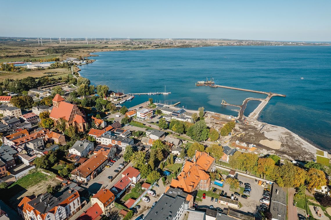 Postępują prace na budowie nowej mariny w Pucku