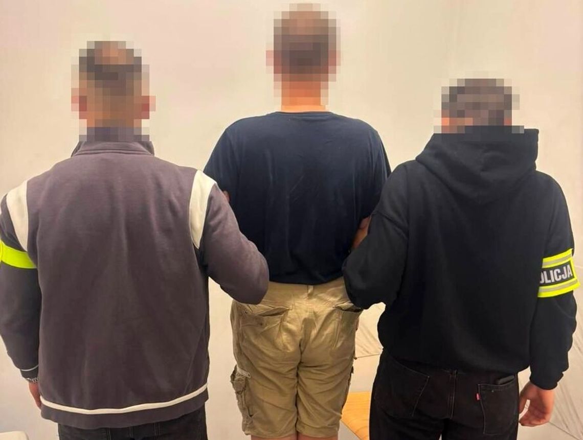 Postrzelił kobietę w głowę ze śrutu. W domu miał cały arsenał zatrzymany przez policję