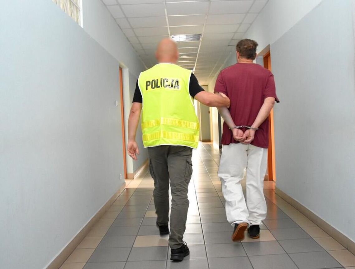 Poszukiwany przez Interpol zatrzymany w Starogardzie Gdańskim za kradzież alkoholu zatrzymanie 49-letniego mieszkańca Śląska