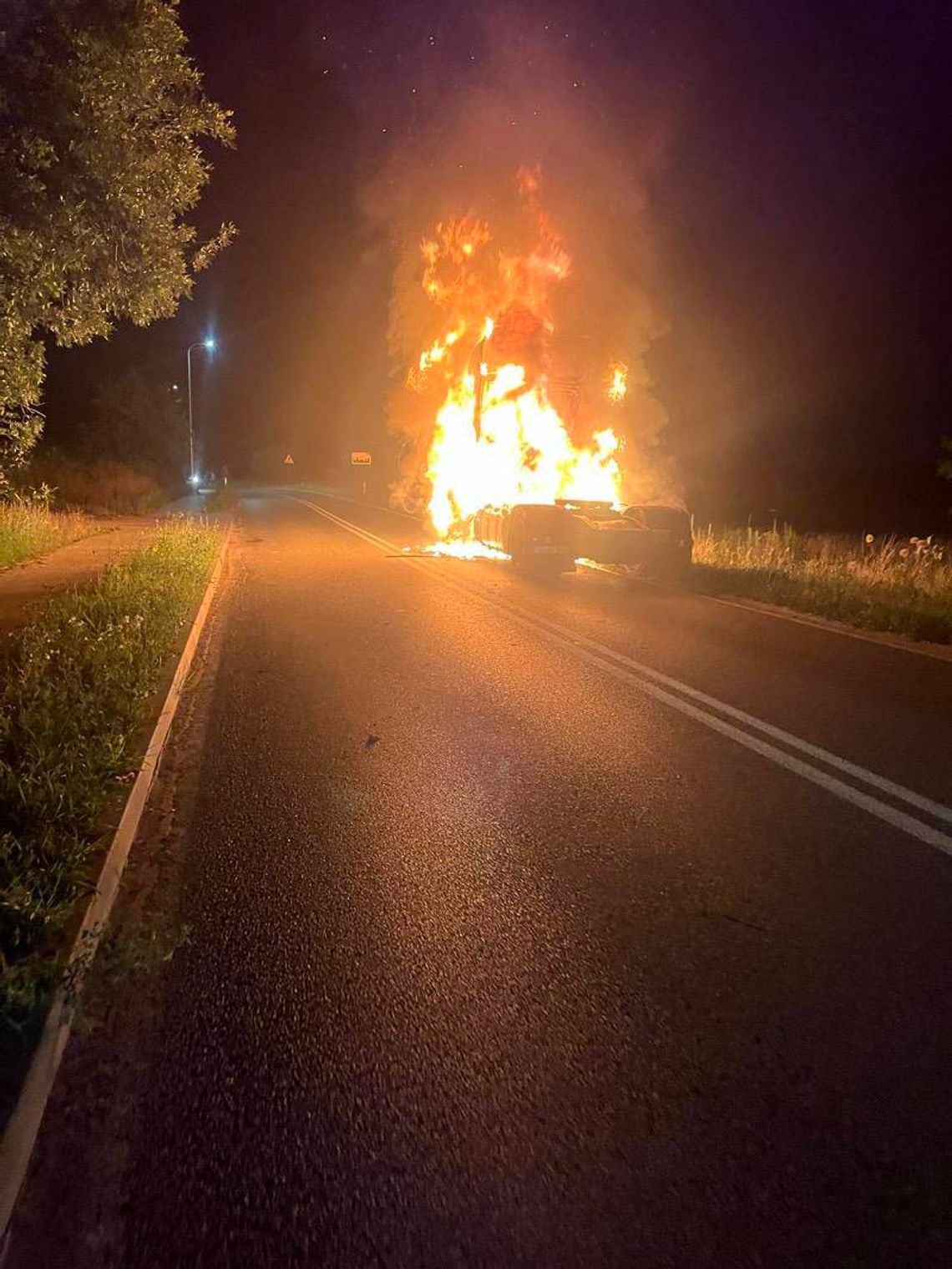 Pożar ciągnika siodłowego w Bojanie! Droga była zablokowana przez kilka godzin pożar ciągnika siodłowego, Bojano
