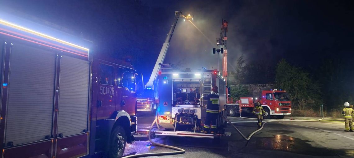 pożar pustostanu w Pogórzu