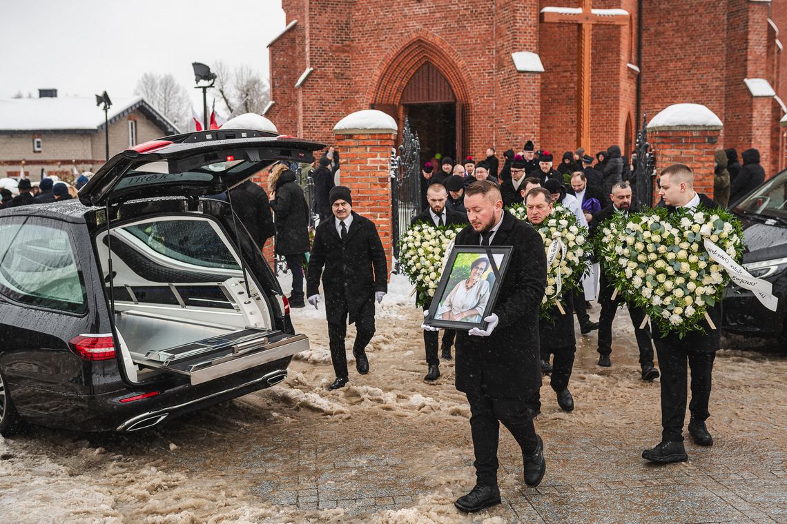 pogrzeb Janiny Kwiecień, Sierakowice 2026