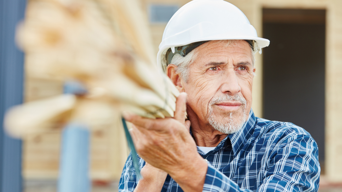 Dopłacą pracodawcy za to, że cię zatrudni. O ile tylko jesteś w odpowiednim wieku mężczyzna, pracownik 50 plus