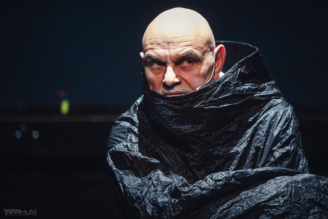 Premiera „Nosferatu” w Teatrze Wybrzeże. Hipnotyczny horror na Dużej Scenie Premiera „Nosferatu” w Teatrze Wybrzeże. Hipnotyczny horror na Dużej Scenie