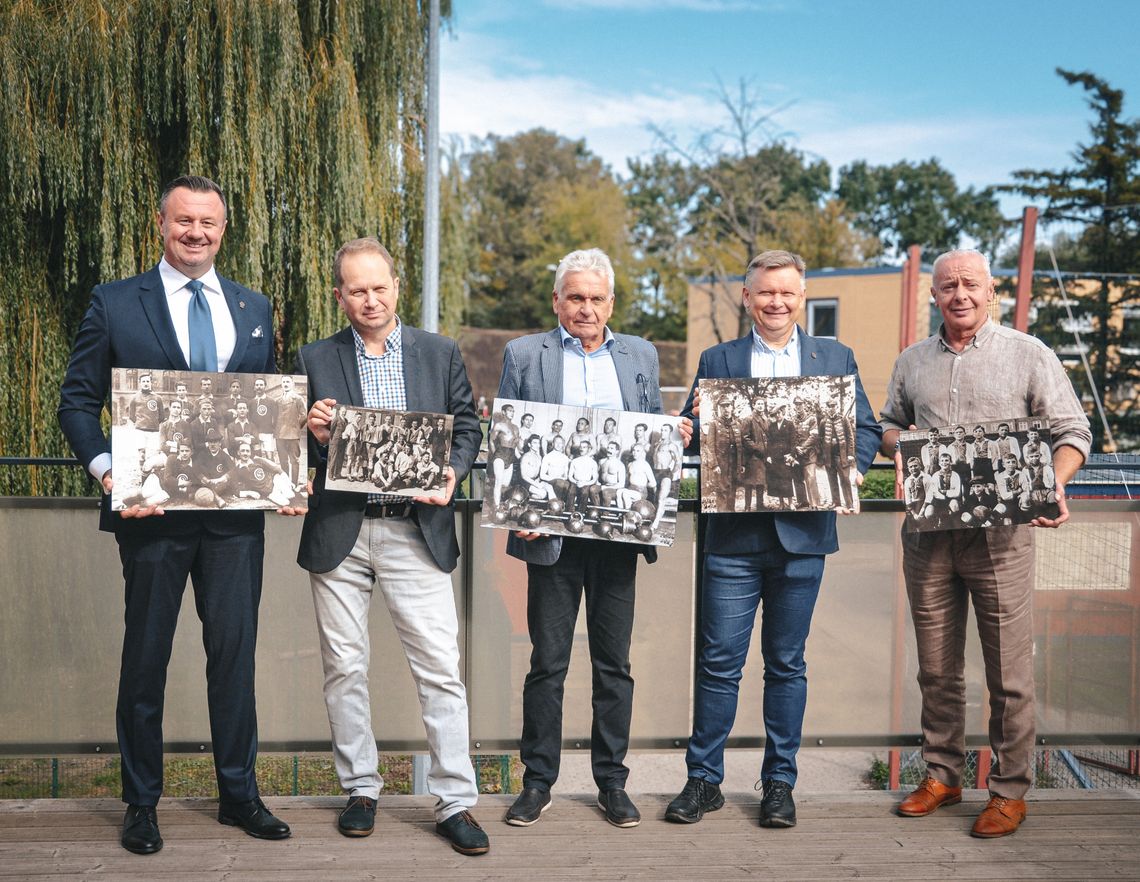 przekazanie historycznych zdjęć Gedanii 1922