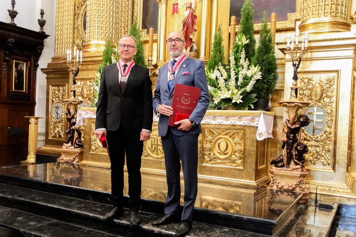 Prezydent Starogardu oraz major Stefan Scharmach kawalerami Królewskiego Orderu św. Stanisława