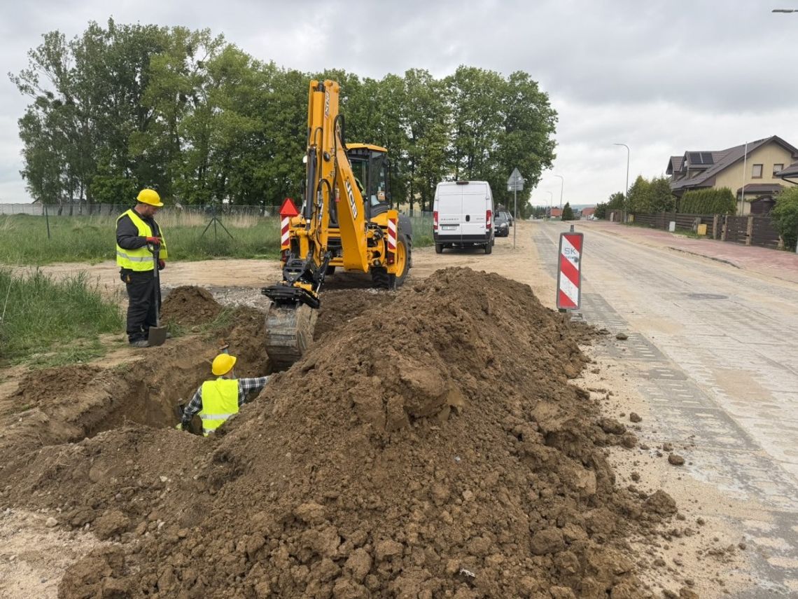 Problemy z wodą w gminie Żukowo. Trwa modernizacja sieci wodociągowych modernizacja sieci wodociągowej, Pępowo