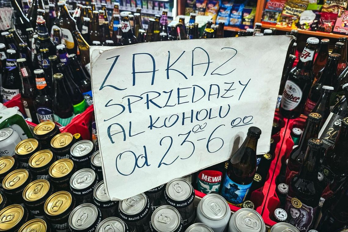 Prohibicja w Chojnicach? Radni chcą zakazu sprzedaży alkoholu na stacjach benzynowych