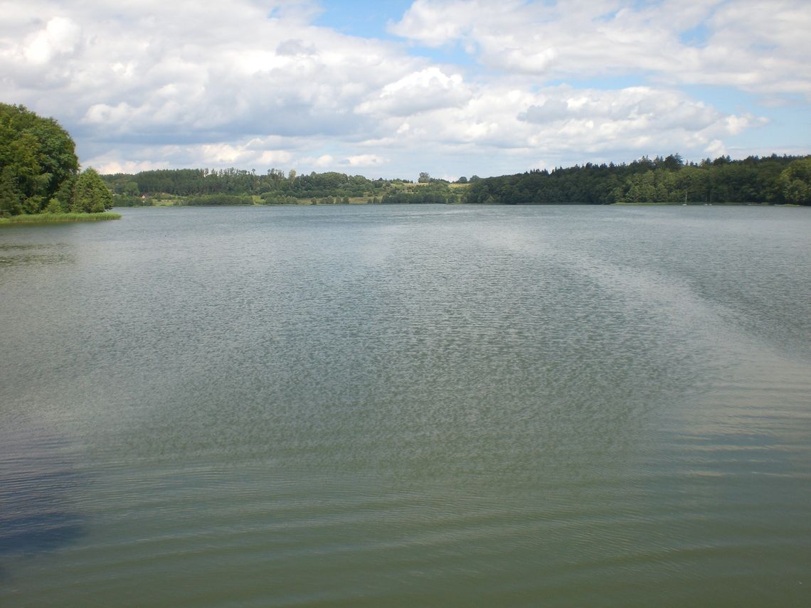 Jezioro Klasztorne Duże w Kartuzach