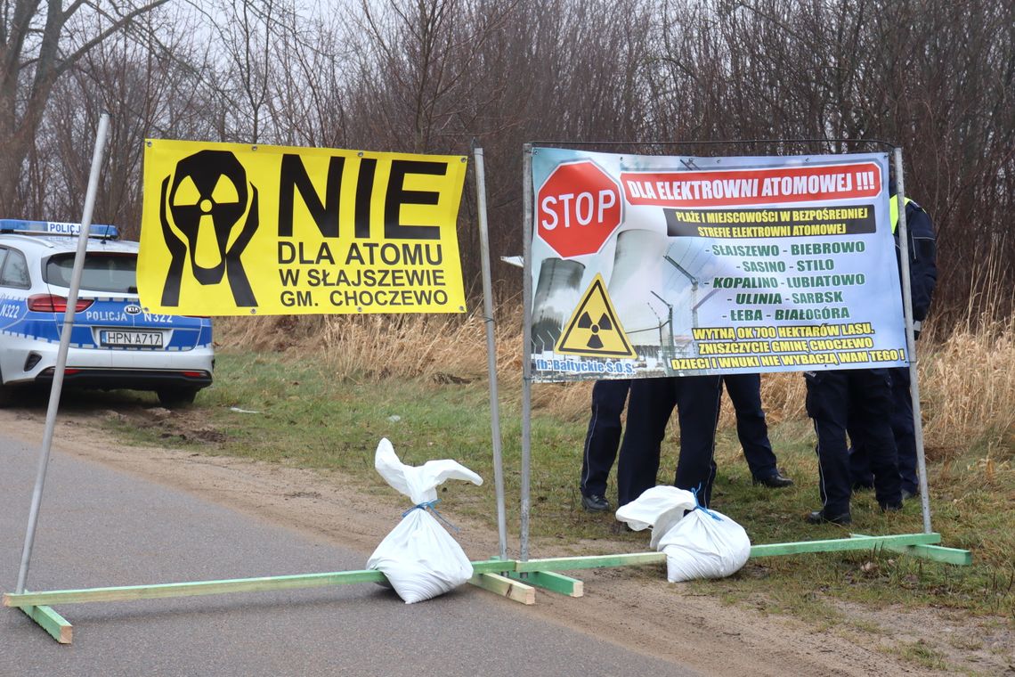 Protest przeciw budowie elektrowni atomowej. Blokada drogi w Kurowie