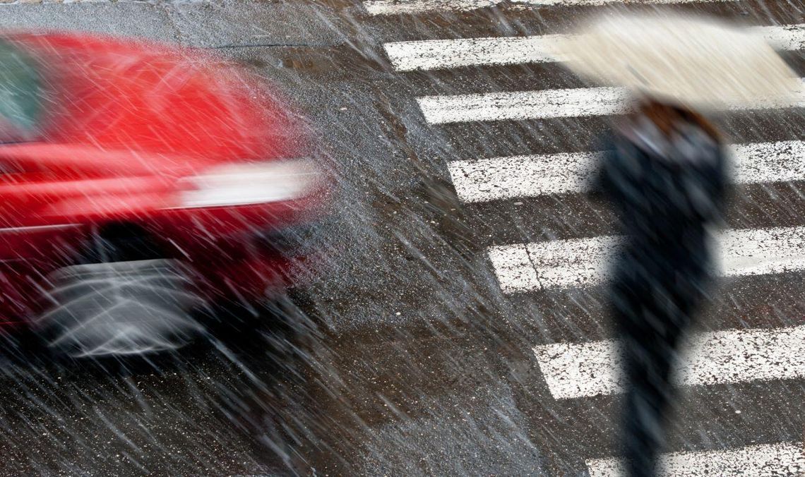 Przejścia nie chronią pieszych? To właśnie tam najczęściej dochodzi do wypadków