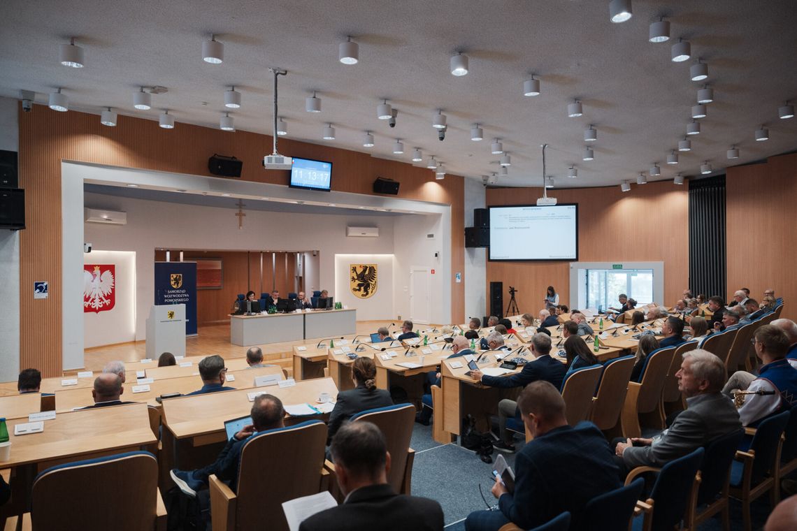 Quo vadis Pomorze? Dyskusja nad startegią rozwoju województwa. Finał za kilka miesięcy sesja