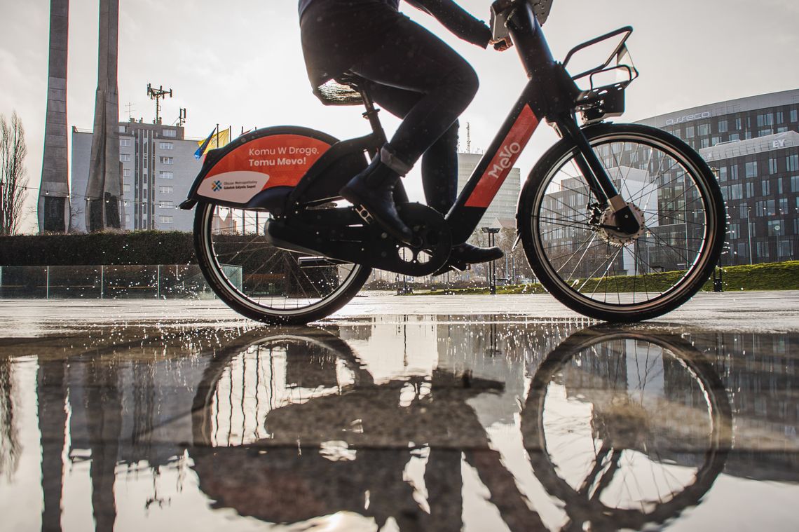 Rekordowe lato MEVO. Użytkownicy pokonali niemal 4 mln kilometrów