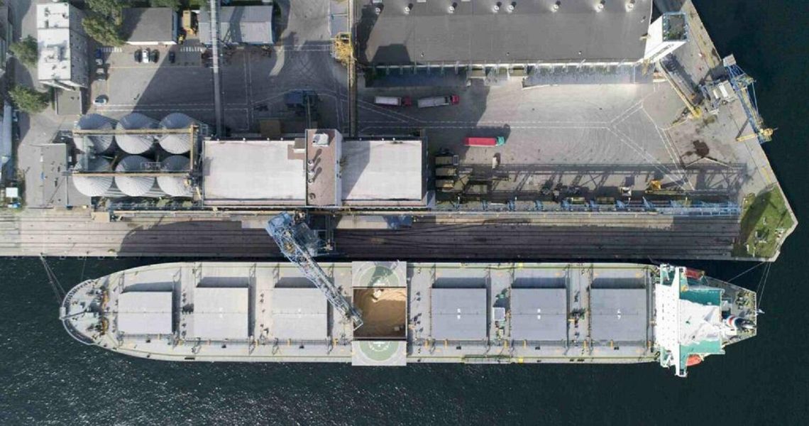 Rekordowe wyniki Portu Gdynia. 1,67 mln ton zbóż w cztery miesiące, mimo problemów terminal zbożowy, Port Gdynia