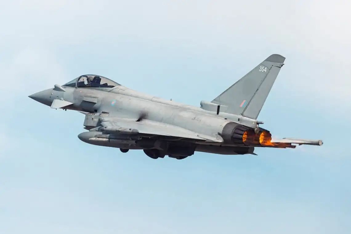 samolot Eurofighter Typhoon brytyjskiego lotnictwa