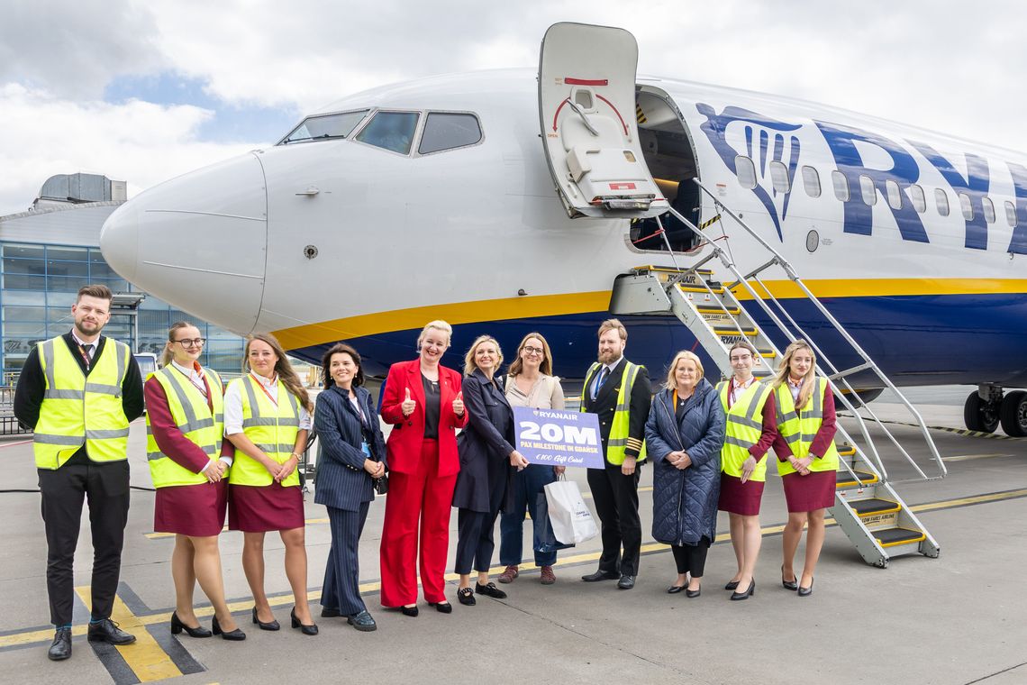 Ryanair świętuje sukces w Gdańsku: 20 milionów pasażerów i 5 nowych tras na lato 2026 powitanie 20-milionowego pasażera Ryanair, Gdańsk