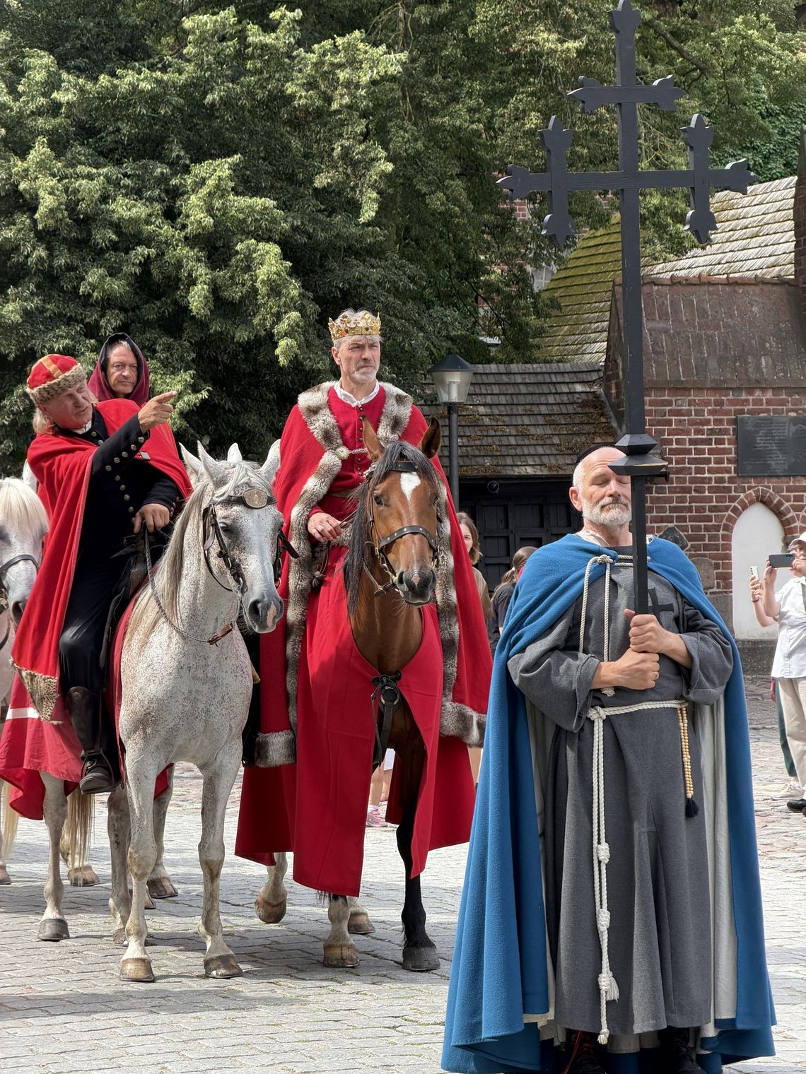 Rycerze, Wielki Mistrz i średniowieczna twierdza. Barwny koniec oblężenia Malborka Rycerze, Wielki Mistrz i średniowieczna twierdza. Barwny koniec oblężenia Malborka