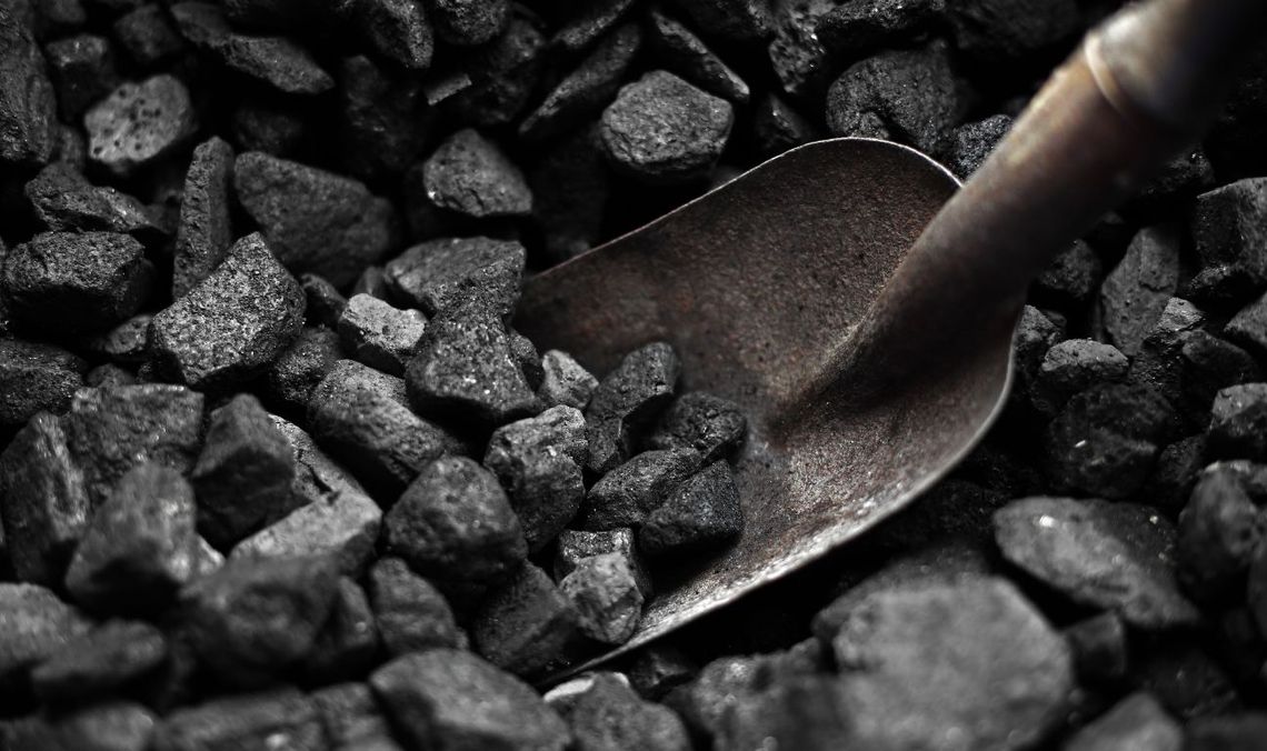 "Rządowy" węgiel pozostał w składach. Teraz można go kupować bez limitu