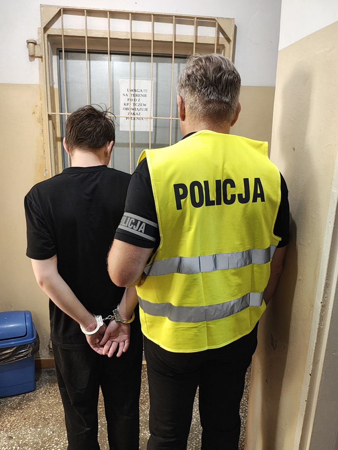 Samochód w rowie i 63 gramy narkotyków. Zatrzymanie 22-latka pod Gniewem Samochód w rowie i 63 gramy narkotyków. Zatrzymanie 22-latka pod Gniewem