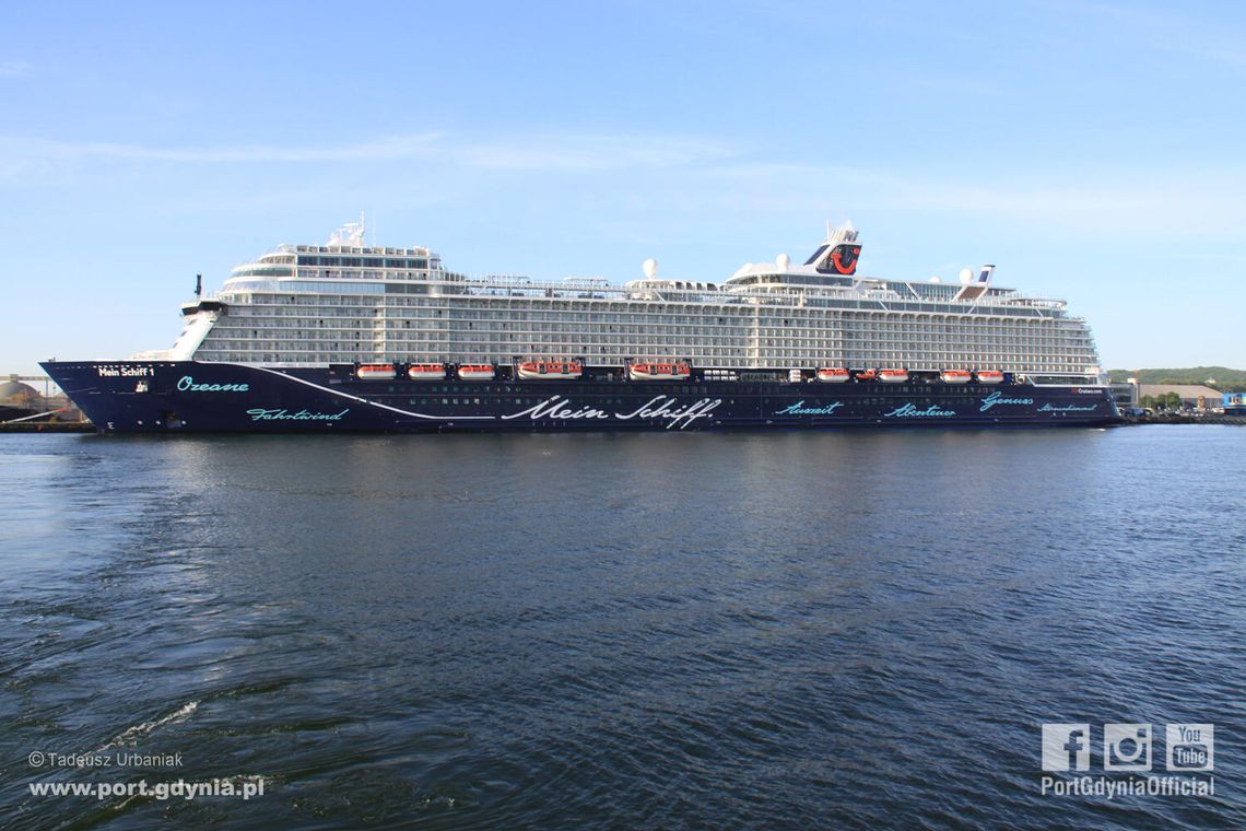 Port Gdynia,Mein Schiff 1