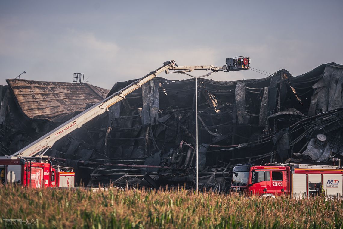 Sierakowice w żałobie. Łzy i wyrazy wsparcia po tragicznej śmierci strażaka Sierakowice w żałobie. Łzy i wyrazy wsparcia po tragicznej śmierci strażaka