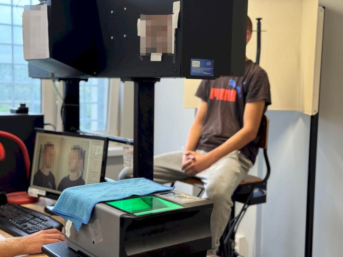 Słupsk: Jeden zgłaszał fałszywe alarmy, drugi zaatakował strażaka. Mężczyźni zatrzymani