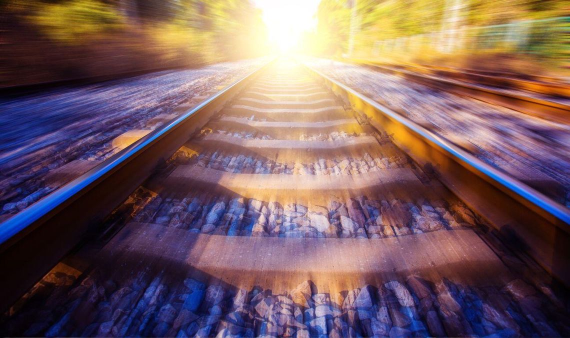 Śmiertelny wypadek na torach pod Lęborkiem. 16-latek potrącony przez pociąg