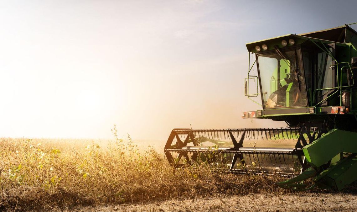 Śmiertelny wypadek podczas żniw. Operator kombajnu miał ponad 3,5 promila