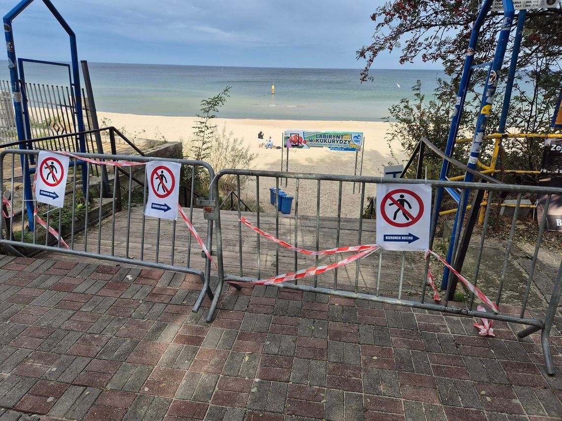 Stegna: Nie zejdziecie na plażę i Bulwar Radiowej Jedynki, trwa przebudowa promenady