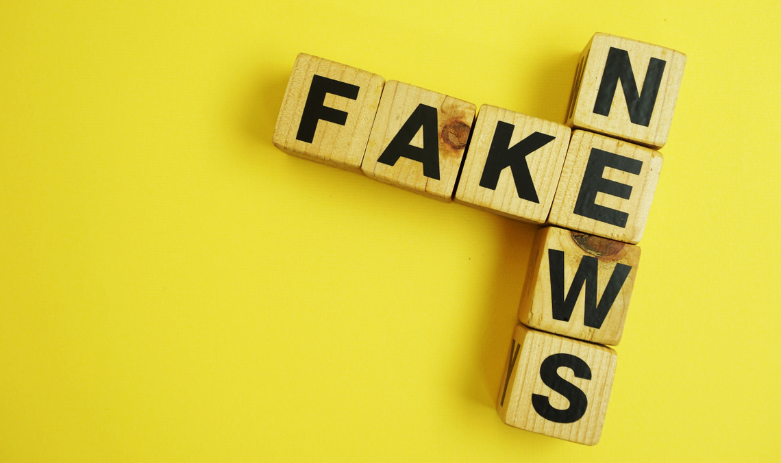 Szczepionki, diety i 5G. W jakie medyczne fake newsy wierzą Polacy?