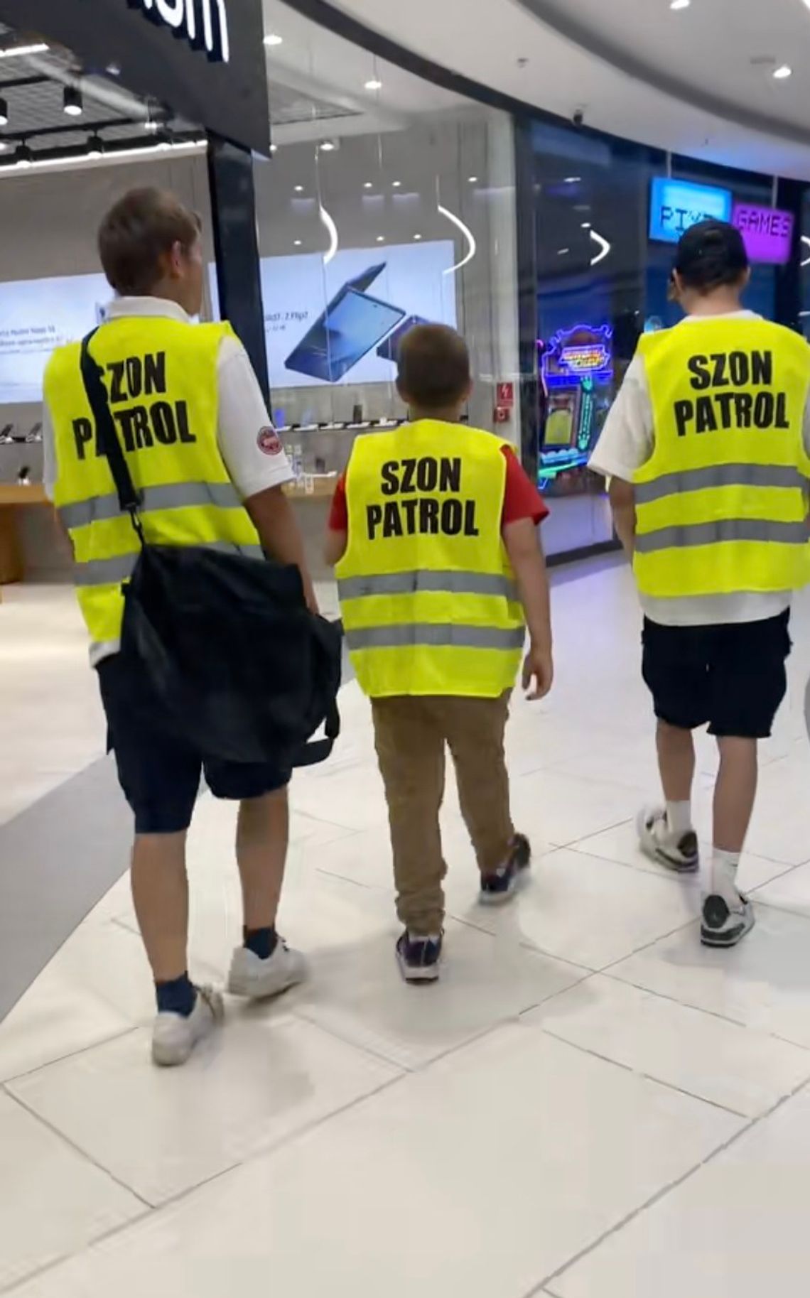 „Szon patrole” w polskich szkołach. MEN i Rzecznik Praw Dziecka interweniują