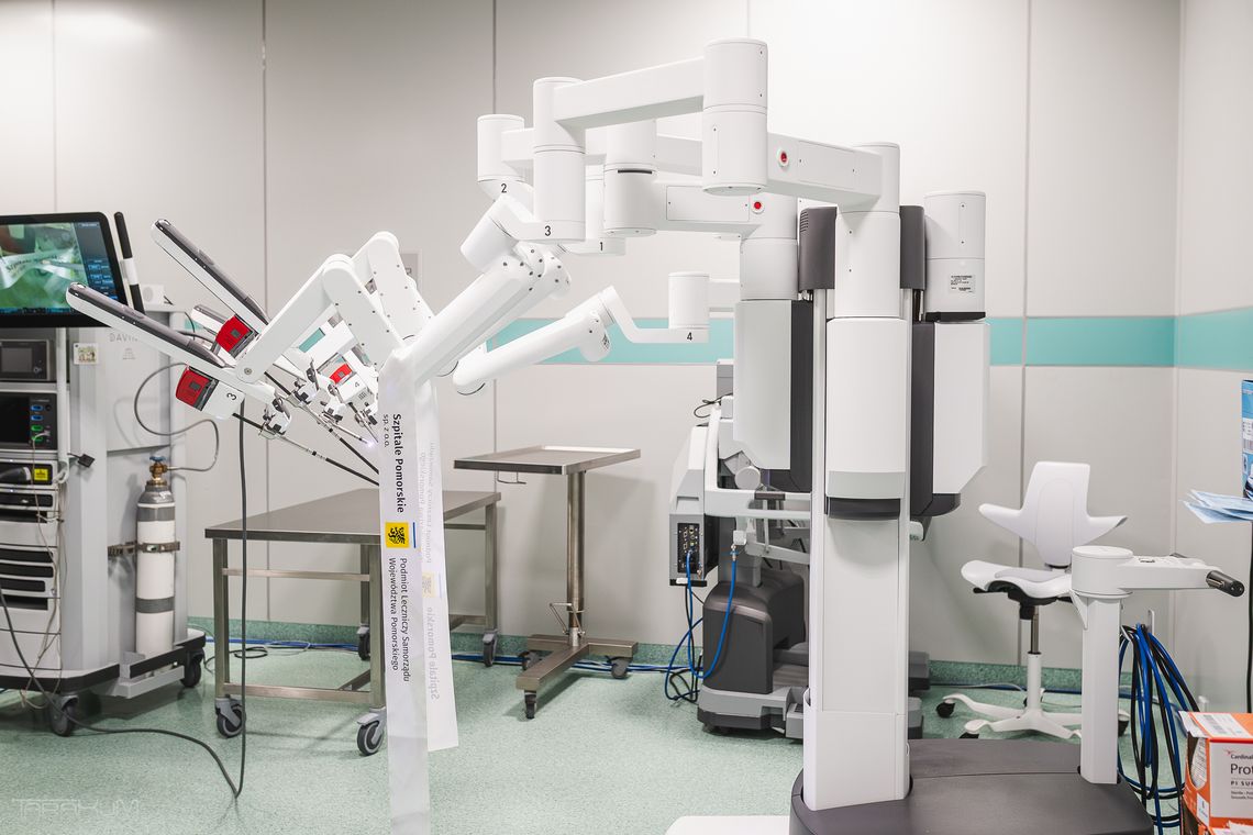 Szpital w Wejherowie z robotem da Vinci. Otwarto też Centrum Chorób Płuc robot da Vinci w szpitalu w Wejherowie