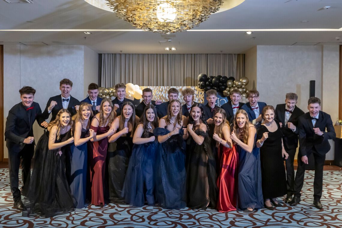 Tak Maturzyści z IV LO w Gdańsku bawili się na swojej studniówce! [ZDJĘCIA]