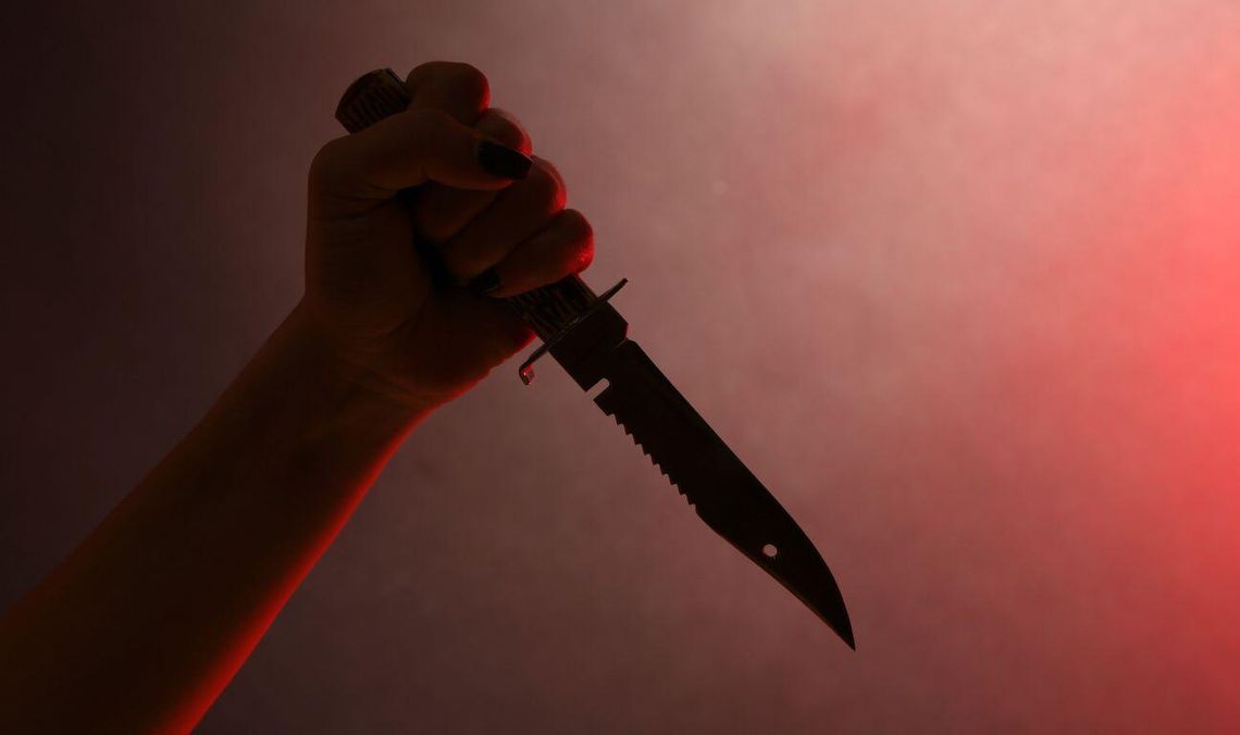 Tragedia w Straszynie. 29-latek na oczach policjantów zabił się nożem