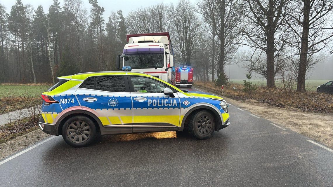 Tragiczny poranek na drogach Pomorza. Nie żyją dwie osoby Tragiczny poranek na drogach Pomorza. Nie żyją dwie osoby