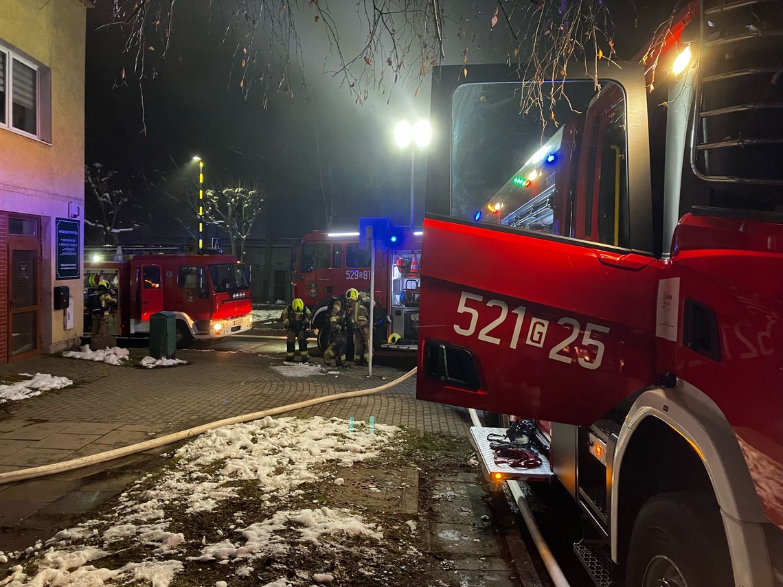 pożar domu jednorodzinnego w Starogardzie Gdańskim, 24 listopada 2022 r. | źródło zdj. PSP Starogard Gdański