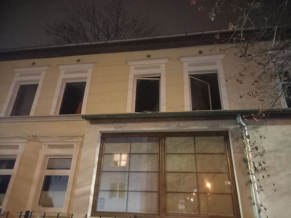 Tragiczny pożar w gdańskim Brzeźnie. Nie żyje kobieta
