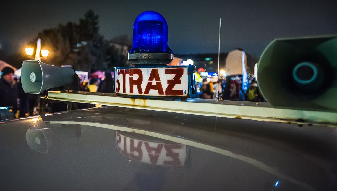 Tragiczny pożar w Gdyni-Dąbrowie! Nie żyje 65-latek straż pożarna, zdjęcie ilustracyjne