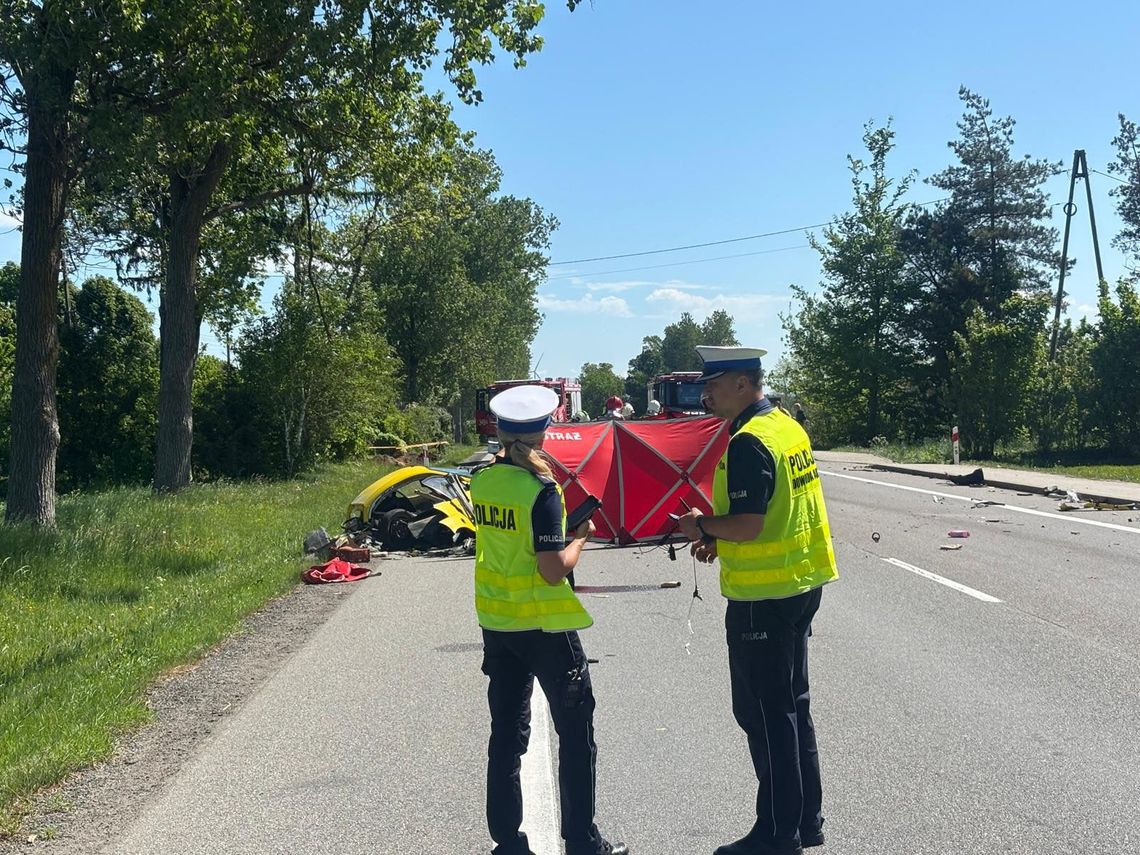 Tragiczny wypadek między Słupskiem a Lęborkiem. Jedna osoba nie żyje